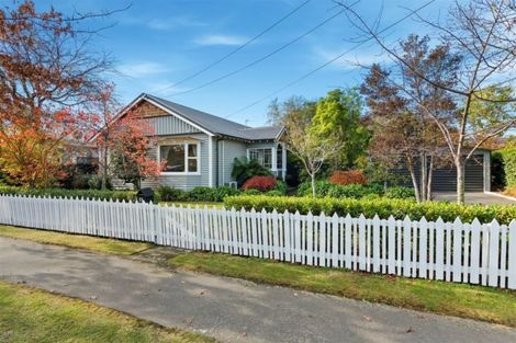 Photo of property in 33 Ngaio Street, Saint Martins, Christchurch, 8022