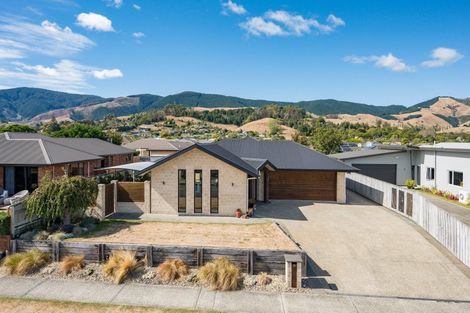 Photo of property in 28 Cambelldon Crescent, Stoke, Nelson, 7011