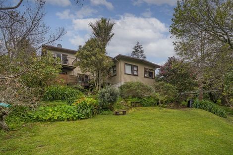 Photo of property in 142 Brunton Crescent, Thames, 3500