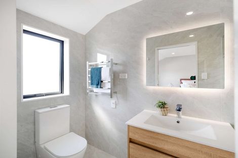 Photo of property in 7d Kotahi Road, Mount Wellington, Auckland, 1062