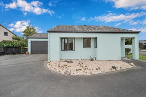 Photo of property in 1/66 Broadhaven Avenue, Parklands, Christchurch, 8083