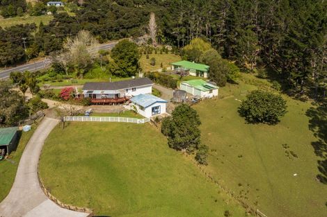 Photo of property in 336 Muriwai Road, Waimauku, 0881