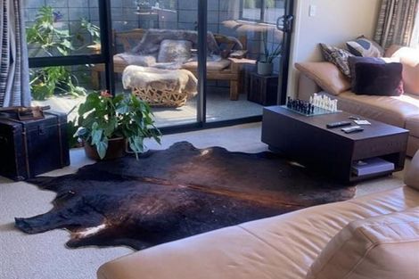 Photo of property in 3a Marchant Place, Westown, New Plymouth, 4310