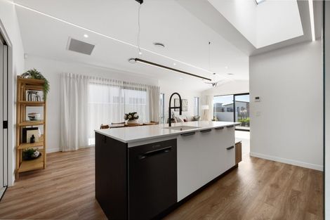 Photo of property in 20 Finstock Way, Rolleston, 7614