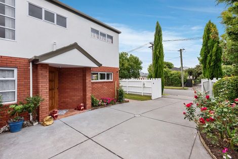 Photo of property in 33 Coniston Avenue, Ilam, Christchurch, 8041