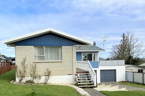Photo of property in 43 Russleigh Drive, Dinsdale, Hamilton, 3204
