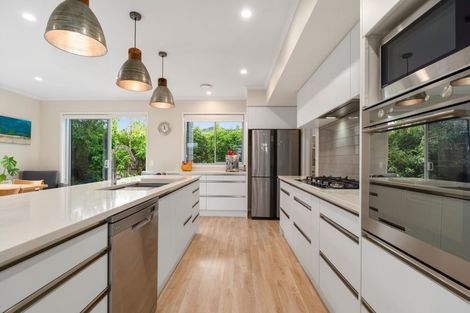 Photo of property in 18 Loloma Way, Wharewaka, Taupo, 3330