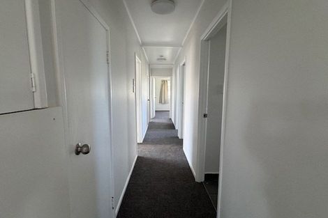 Photo of property in 21 Tranent Road, Mangere, Auckland, 2022