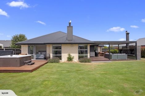 Photo of property in 32 Royston Common, West Melton, 7618