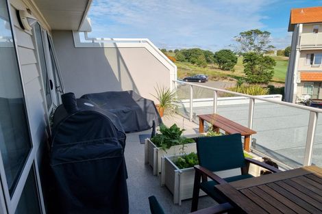 Photo of property in Santa Rosa, 7/340 Gulf Harbour Drive, Gulf Harbour, Whangaparaoa, 0930