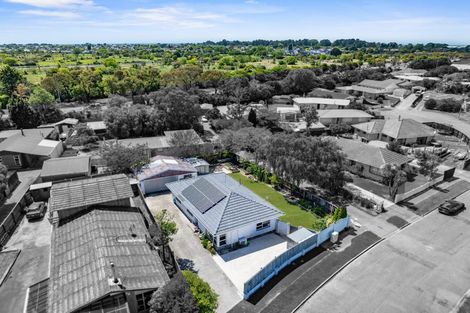 Photo of property in 3 Besant Place, Avondale, Christchurch, 8061