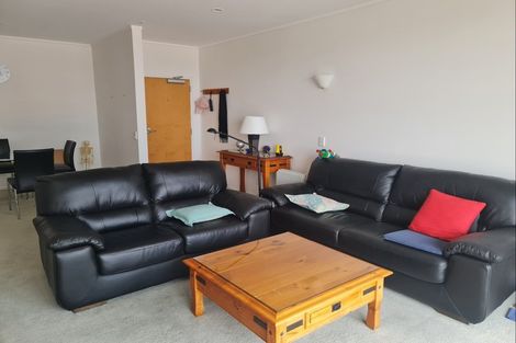 Photo of property in Maddison Apartments, 3/6d Queen Street, Palmerston North, 4410