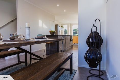 Photo of property in 89 Karepiro Drive, Stanmore Bay, Whangaparaoa, 0932