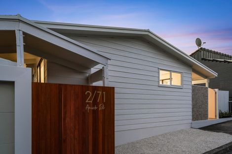 Photo of property in 2/71 Anich Road, Massey, Auckland, 0614