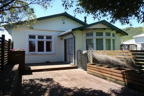 Photo of property in 7 Greenfield Street, Hector, 7822