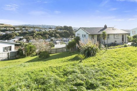 Photo of property in 27 Durham Street, Cannons Creek, Porirua, 5024