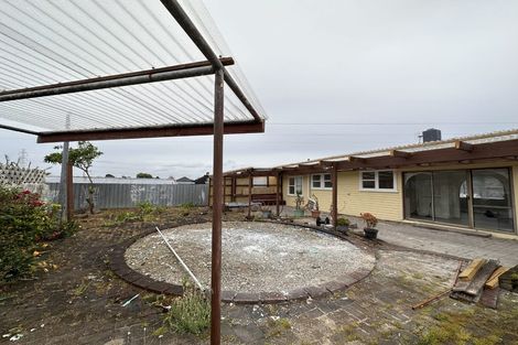 Photo of property in 98 Fisher Crescent, Otara, Auckland, 2023