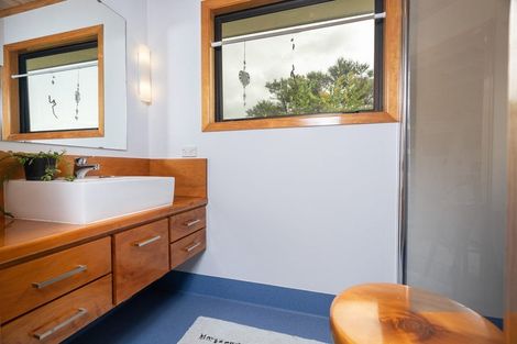 Photo of property in 310 Robinson Road, Whangarei Heads, Whangarei, 0174