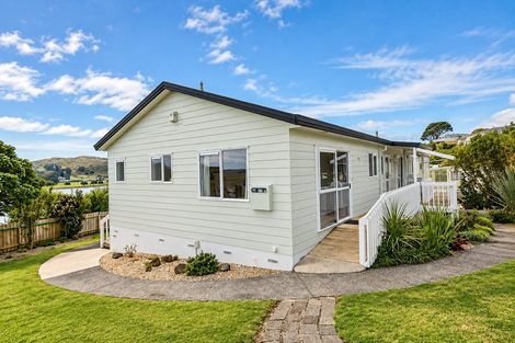 Photo of property in 32 Wainui Road, Raglan, 3225