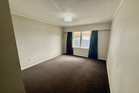 Photo of property in 30 Bunnythorpe Road, Papakura, 2110