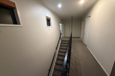 Photo of property in 113 Redoubt Road, Goodwood Heights, Auckland, 2105