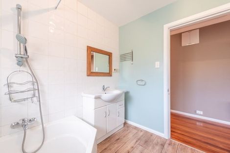 Photo of property in 9 Kyeburn Place, Avonhead, Christchurch, 8042