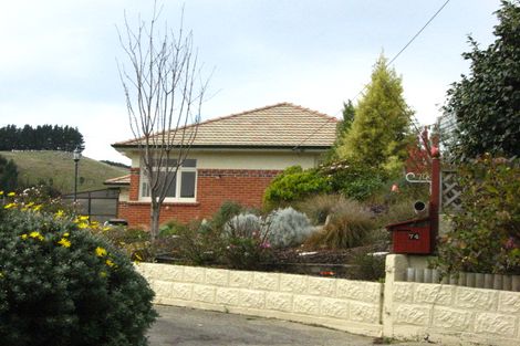 Photo of property in 74 Marion Street, Macandrew Bay, Dunedin, 9014