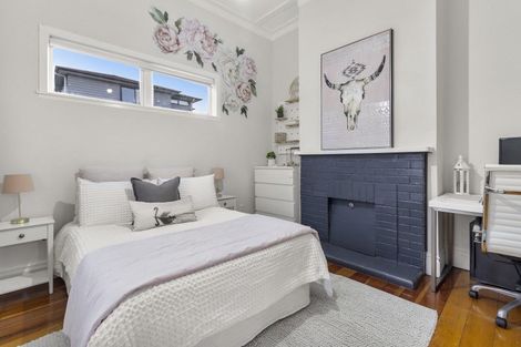 Photo of property in 1/66 Verran Road, Birkdale, Auckland, 0626