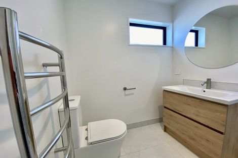 Photo of property in 30b Hills Road, Edgeware, Christchurch, 8013