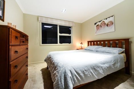 Photo of property in 17 Compton Grove, Huntington, Hamilton, 3210