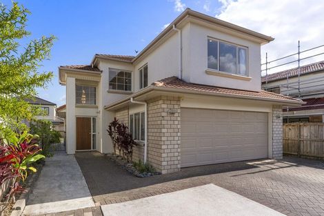 Photo of property in 75 Meadowland Drive, Somerville, Auckland, 2014