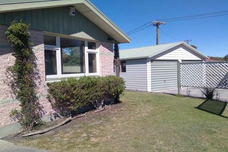 Photo of property in 95 Inwoods Road, Parklands, Christchurch, 8083