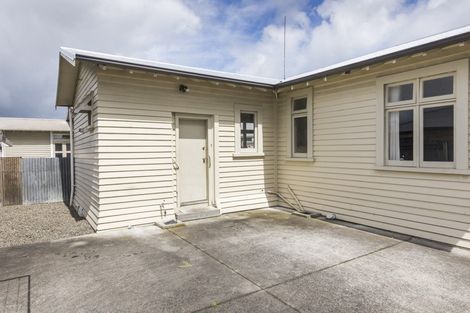 Photo of property in 990 Tremaine Avenue, Roslyn, Palmerston North, 4414