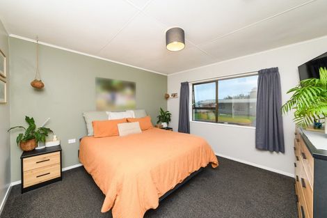 Photo of property in 14 Huntly Street, Foxton, 4814