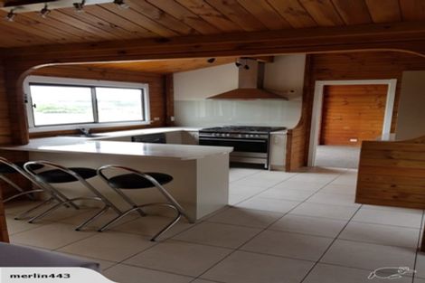 Photo of property in 440 Taupaki Road, Kumeu, 0892