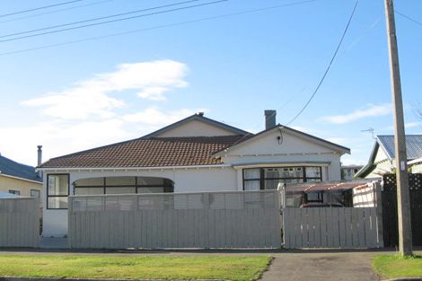 Photo of property in 103 Hargest Crescent, Saint Clair, Dunedin, 9012