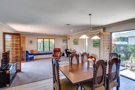 Photo of property in 44 Reynolds Road, Havelock North, 4130