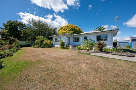 Photo of property in 76 Aotea Crescent, Tokoroa, 3420