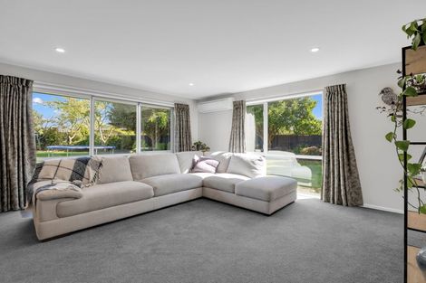 Photo of property in 21 Christie Place, Rolleston, 7614
