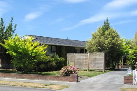 Photo of property in 3 Delaware Crescent, Russley, Christchurch, 8042
