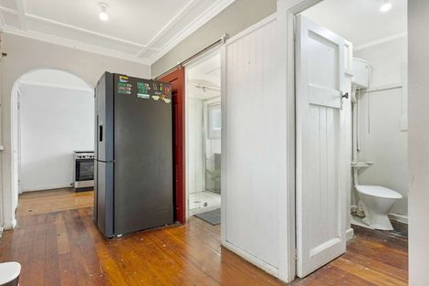 Photo of property in 905 Queen Street East, Parkvale, Hastings, 4122