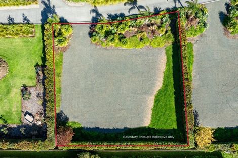 Photo of property in 44a Waimanu Place, Point Wells, 0986