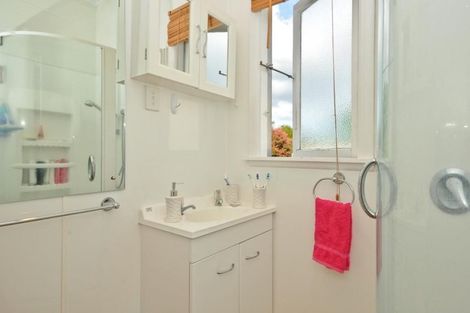 Photo of property in 18 Sayer Street, Frankton, Hamilton, 3204