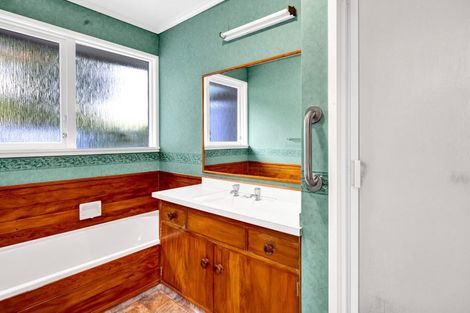 Photo of property in 11a Tawa Street, Inglewood, 4330