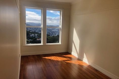 Photo of property in 9 Connaught Terrace, Brooklyn, Wellington, 6021