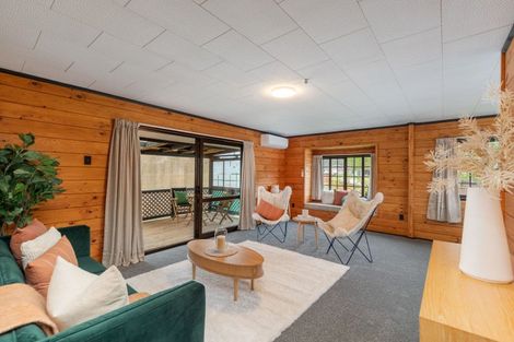 Photo of property in 60 Pasadena Crescent, Totara Park, Upper Hutt, 5018