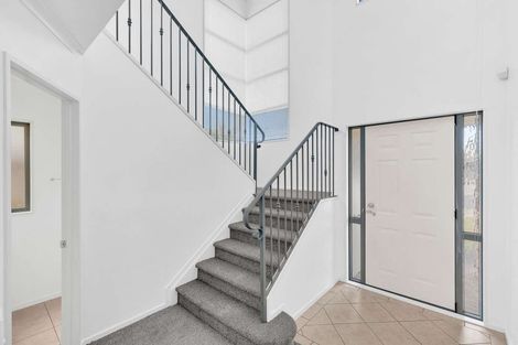 Photo of property in 10 Kalberry Place, East Tamaki, Auckland, 2016