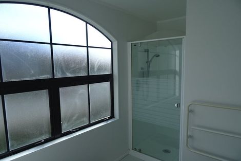 Photo of property in 1 Norwood Place, Johnsonville, Wellington, 6037