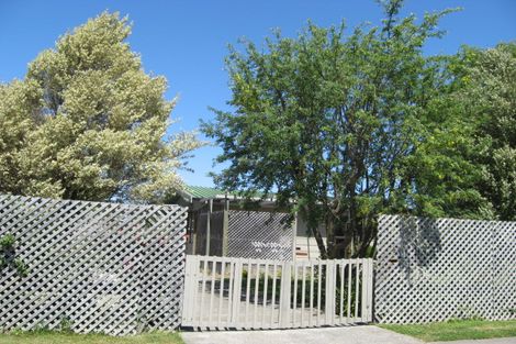 Photo of property in 5 Woodend Road, Woodend, 7610