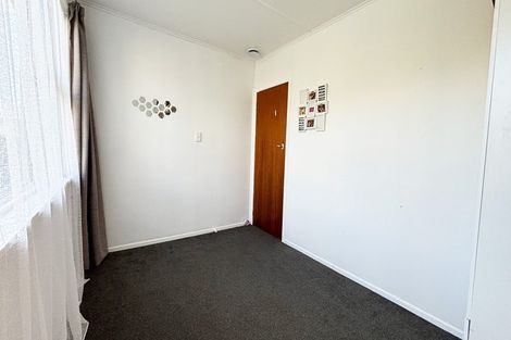 Photo of property in 32 Mark Avenue, Paparangi, Wellington, 6037